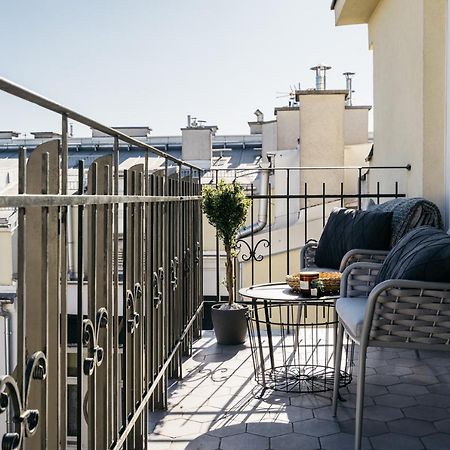 Апартаменты Penthouse Orzeszkowa - Loftaffair Краков Экстерьер фото